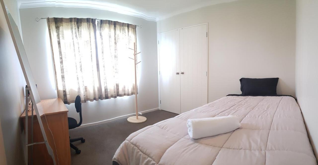 Northwest Cozy House * Auckland