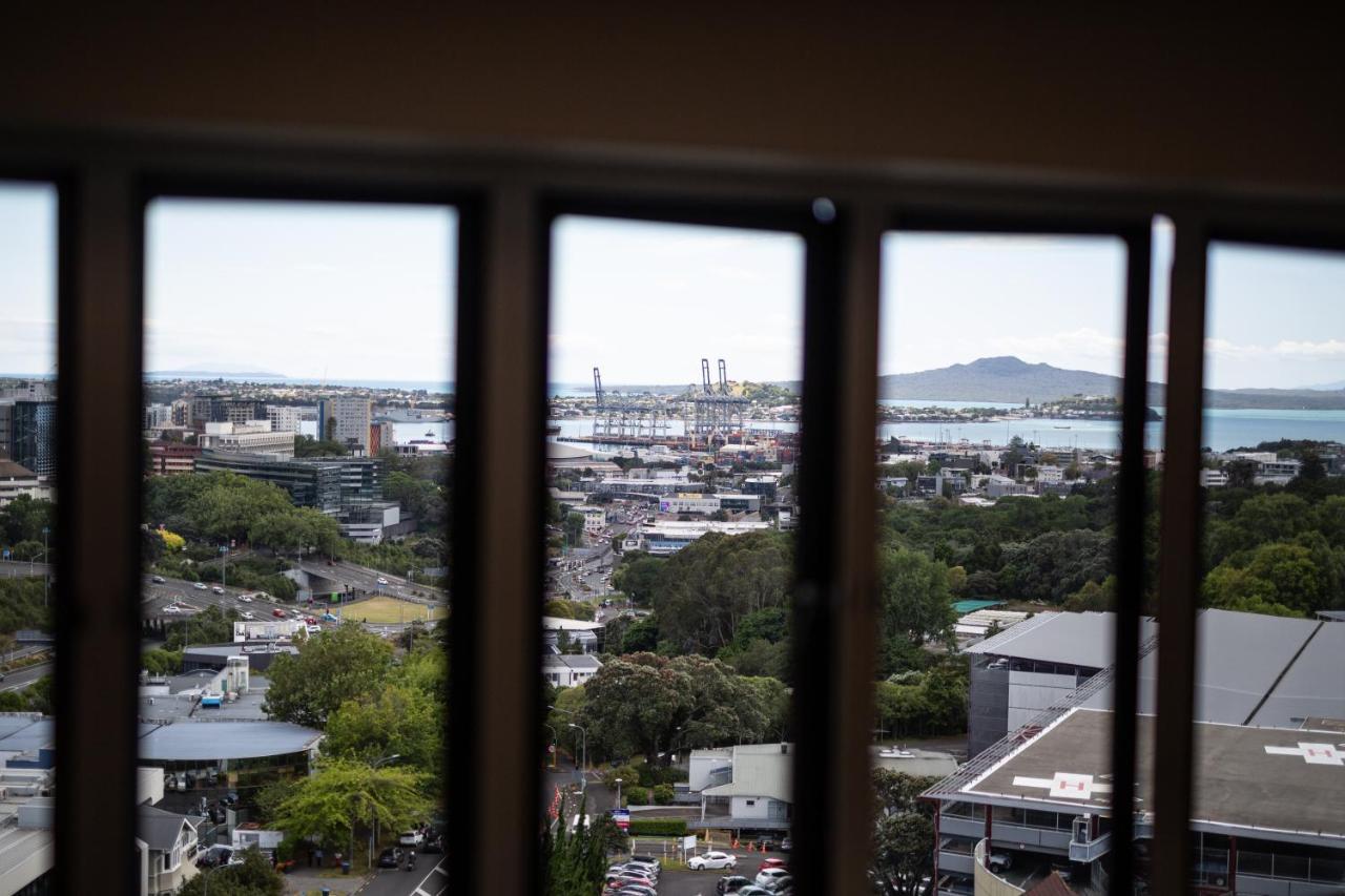 Zest Ok * Auckland