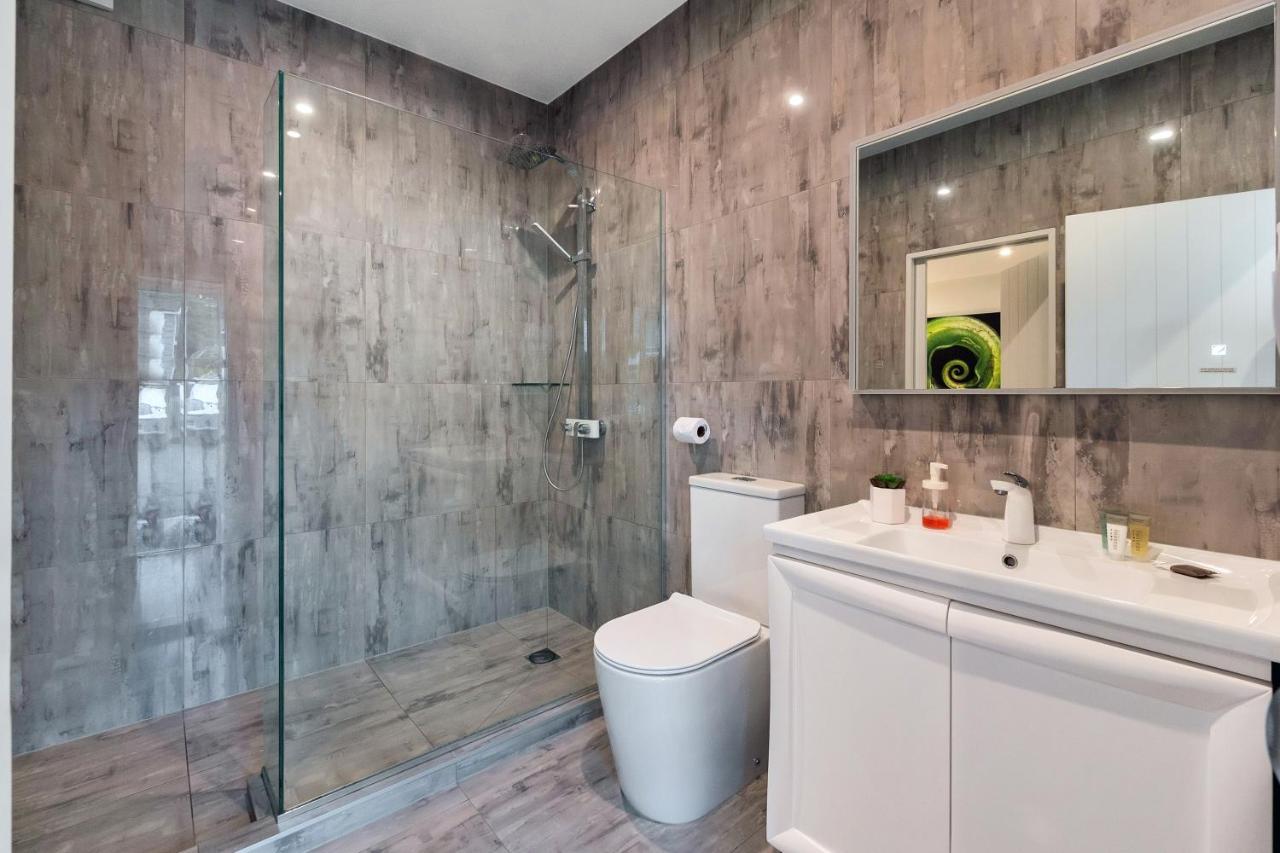 Elegant And Stylish Retreat In Leafy Epsom Holiday home Auckland