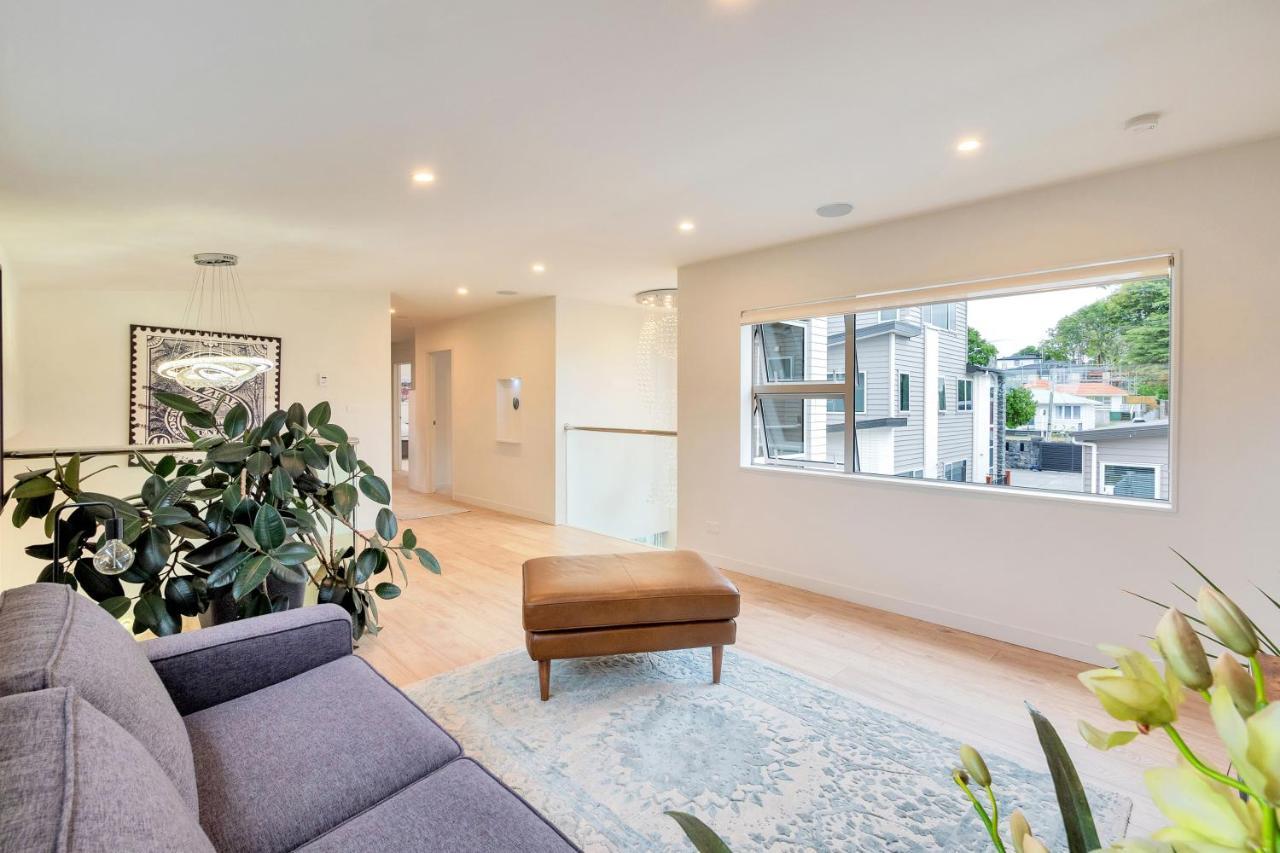 Elegant And Stylish Retreat In Leafy Epsom * Auckland