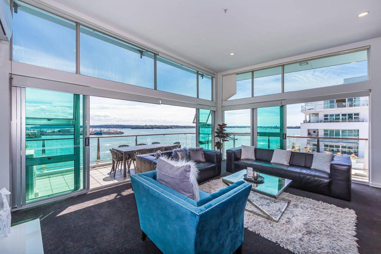 Princes Wharf - Spectacular Harbour View Penthouse *