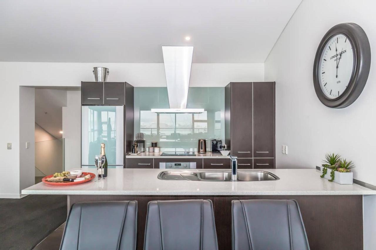 Princes Wharf - Spectacular Harbour View Penthouse * Auckland
