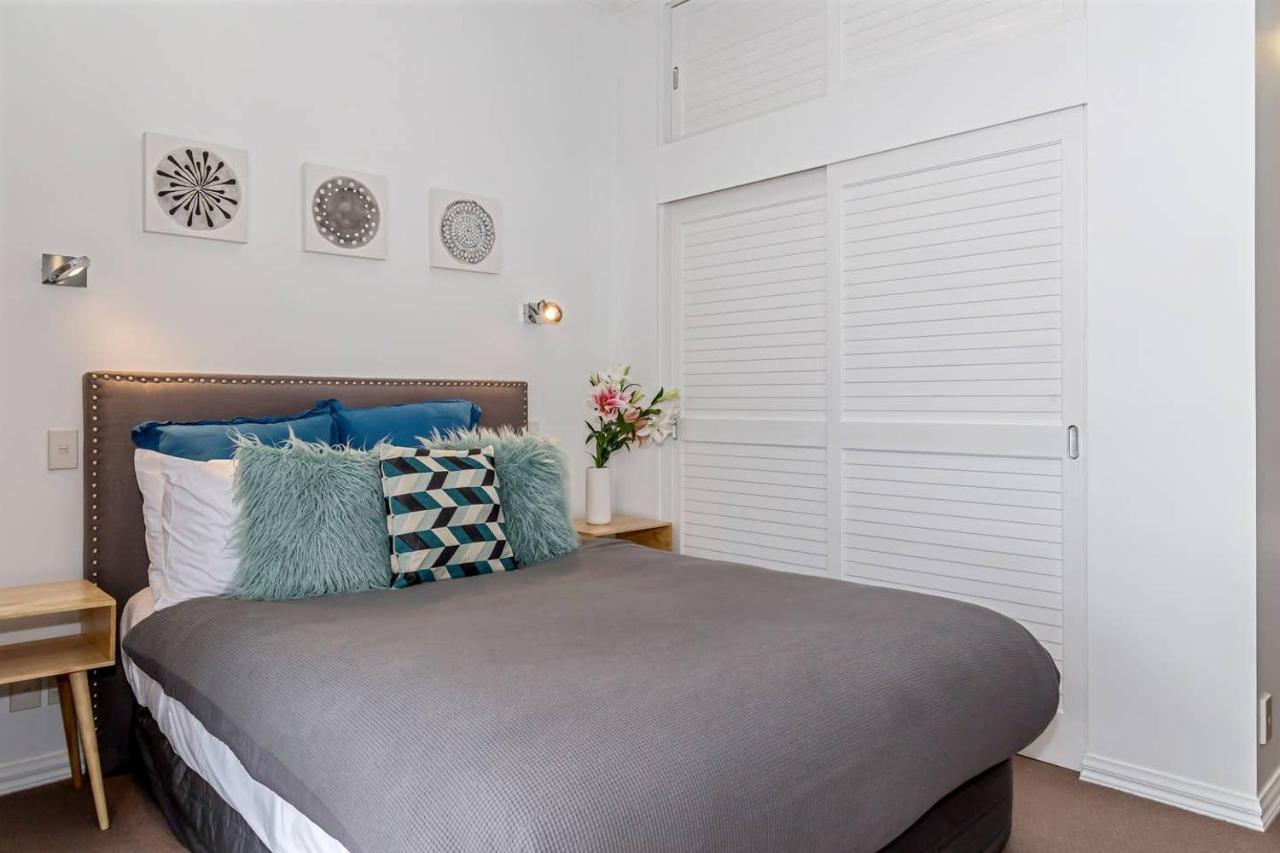 Princes Wharf - Luxury Studio