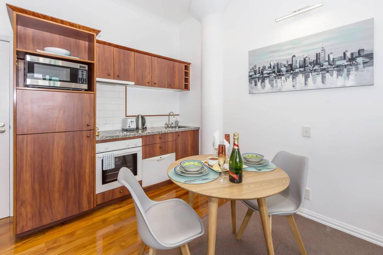 Princes Wharf - Luxury Studio Apartamento