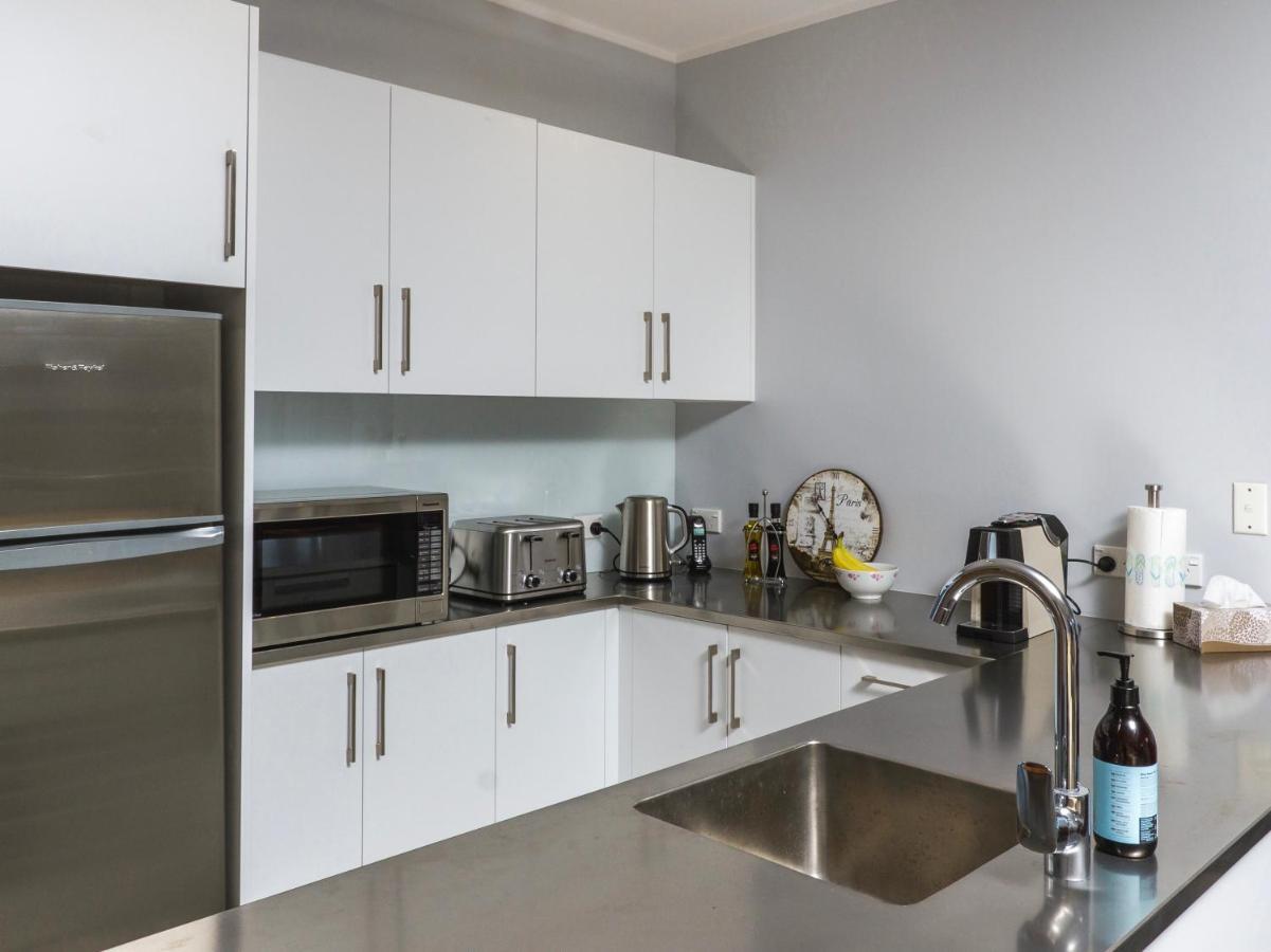 Beachside - Castor Bay Apartment *