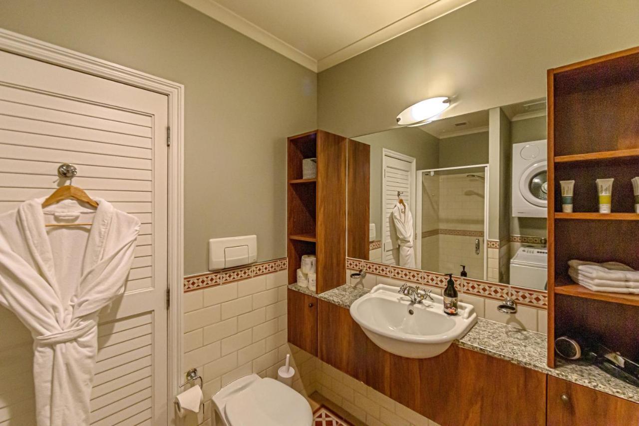 Premium 1br At Princes Wharf *
