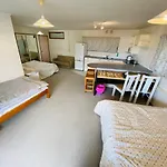 1 Room Studio For 2-5adult Independent Entrance101