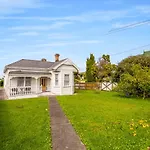 4Bed Spacious Villa In Chatswood
