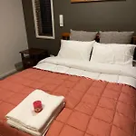 Ruth\'S House Homestay Master Room With Private Shower And Toilet
