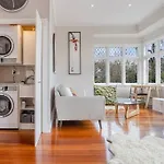 Parnell Home With Stunning Views