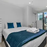 Qv Comfortable Downtown Apartment - 1136