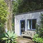 Touchwood Motor Inn & Inner City Camping Ground