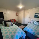 Swanson-Waitakere Stay In Scenic Sunrise