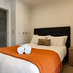 20 Pct Off Sky Stars Park Apartment