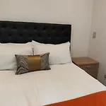 20 Pct Off Sky Stars Park Apartment