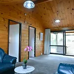 Sunny Beachview Homestay Auckland