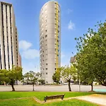 Downtown Auckland Bliss - 2Br Apartment