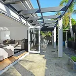 Stay Auckland