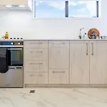 Welcoming 3Br Haven: Mt Albert Bliss
