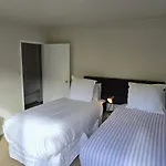 2 Bedroom Home, City And Sea Views