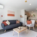 Bright Morningside Apartment