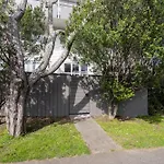 Bright Morningside Apartment