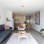 Bright Morningside Apartment