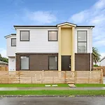 Ventura Delight Townhouse With Parking And Patio