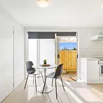 Riches Stay And Sleep Unit With Wi-Fi And Parking