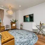 Penthouse Elegant Escape