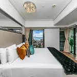 Viaduct Victory Sub Penthouse