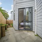 West Harbour Modern 4-Bedroom Retreat