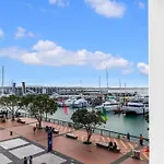 Viaduct Harbour Views W Free Parking!