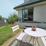 Bright & Cozy Studio - Private Access & Full Privacy