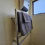 Bright & Cozy Studio - Private Access & Full Privacy