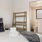 Modern 2Br Townhouse Close To Aucklands Best