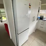 Rooms Close To Everywhere Akl