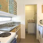 Sunny City Fringe Townhouse With Private Parking