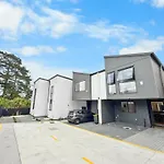 Burswood Bliss L Serene 3Bed Townhouse L Brand New