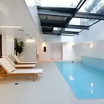 Amazing Harbour & Sea View 2Bd & 2Bth With Aircon Near Skytower & Britomart