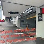 Luxury Heritage With Free Parking, Pools And Gyms