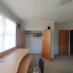 Lovely House In Great Location In Auckland