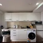 Cosy 1 Bed-Room Bnb With Skycity View