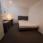 Quiet Secure Home In Cbd, Handy Close To Downtown Britomart Ferry And Spark Arena