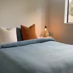 Spacious And Modern - 12 Minute Drive From Cbd!
