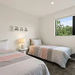 Charming 2 Bed Family Home