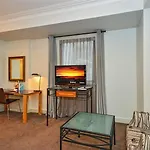 Inner City Sanctuary Apartment