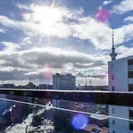 Queens Square Apartments Auckland By Am