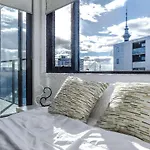 Queens Square Apartments Auckland By Am