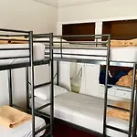 Freemans Backpackers
